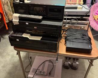 DVD players, VHS players and receivers