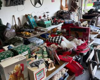 More Christmas, garage decor