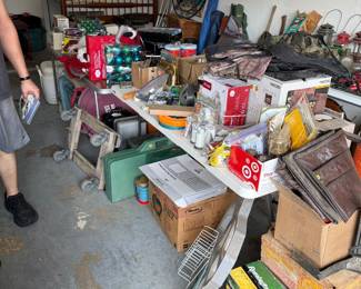 Christmas and decor, clay pigeons, slinger