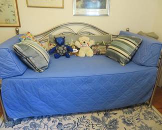 Trundle Bed