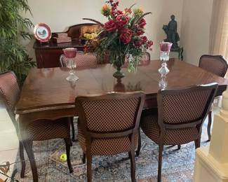 Wildflower Lane Estate Sale in Bay City dining formal