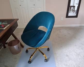desk chair