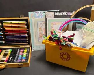 Needlepoint. Crafts,