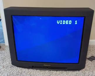 33 Inch Panasonic CRT Television