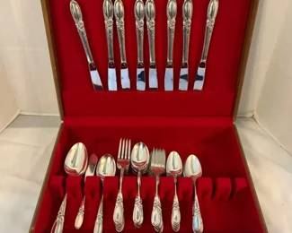 Community White Orchid Utensil Set