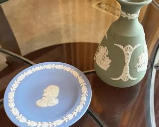 Wedgwood Plate  Vase