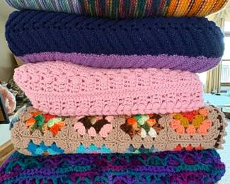  02 Handmade Crochet Afghans
