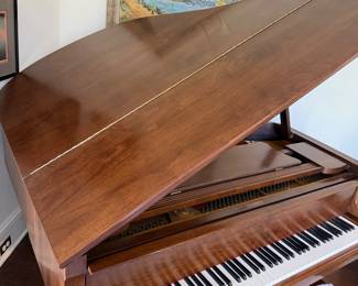 Young Chang Baby Grand Piano Model G-157