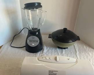 Blender, Food Sealer, Bun Warmer