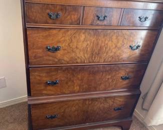 Thomasville Four Drawer Bedroom Dresser