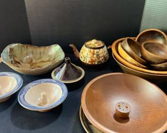 Kitchen Stoneware And Wood