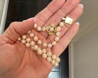 South sea pearls with 14k clasp - very fine