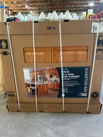 Sink Base Kitchen Cabinet in Medium Oak