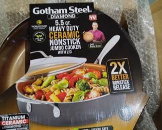 Professional 5.5 qt. Aluminum Ti-Ceramic Non-Stick Deep Saute Pan