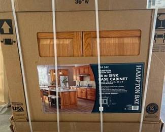 Sink Base Kitchen Cabinet in Medium Oak