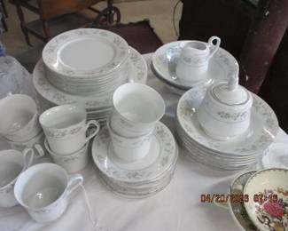 SET OF UNUSED CHINA