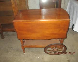 MAPLE TEA CART