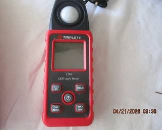 TRIPLETT LED LIGHT METER