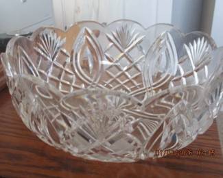 WATERFORD 10" SIGNED BOWL
