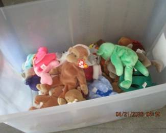 BEANIE BABIES
