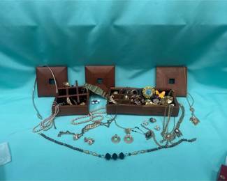 Charming Collection Of Jewelry Treats