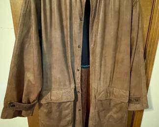 081-JM: Men’s Georgetown Full-Length Leather Coat