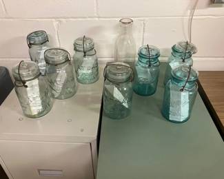 133-BASE: Vintage Ball & Atlas Jar Assortment