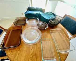 050-K: Glass Bakeware Assortment