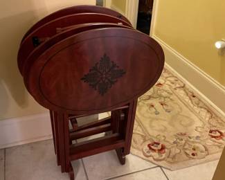 Set of four cherry TV trays 