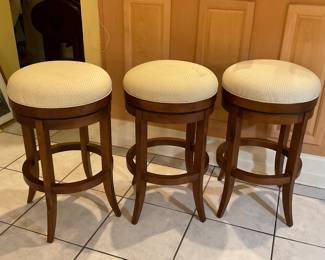 Set of 3 upholstered barstools 29”x18” …. will sell separately 