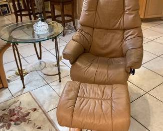 Ekornes Stressless recliner chair and matching ottoman
