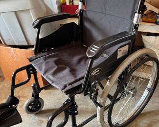 Gently used Karman ultra Lightweight manual wheel chair 