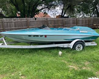 1981 Glastron-Carlson metric 