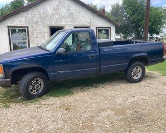2000 Chevrolet 3500, 1 ton pick up