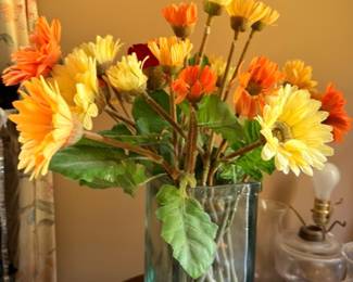 Silk Flower Arrangement Orange Yellow Flowers Glass Vase Brass Oil Lamp Table Decor Vintage Artificial Floral Display Home Accessories