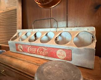 Vintage Coca-Cola Metal 12 Bottle Carrier Caddy Aluminum Dividers Coke Advertising Soda Pop Memorabilia Collectible