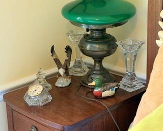 Antique Green Glass Oil Lamp Brass Base Crystal Candlesticks Small Alarm Clock Wood Nightstand Vintage Bedroom Accessories Lighting Collectible