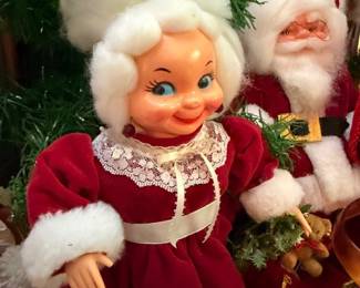 Large Vintage Mrs Claus Santa Claus Dolls Figures Lace Trim Fur Accents Christmas Display Holiday Decorations Collectible