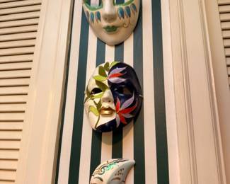 Decorative Ceramic Masquerade Masks Wall Hanging Mardi Gras Style Venetian Mask Collection Wall Decor