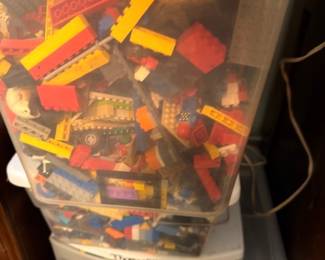 Large Lot LEGO Bricks Assorted Colors Building Blocks Bin Container Kids Toys Construction Toy Collectible
