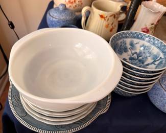 White Ceramic Bowls Stacked Blue White Chinoiserie Bowls Plates Assorted Dinnerware Lot Vintage Kitchen