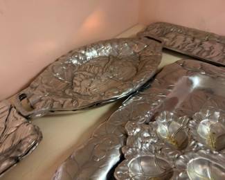 Aluminum Serving Trays Embossed Fruit Leaf Design Silver Tone Platters Vintage Entertaining Barware Lot