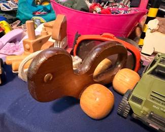 Vintage Wood Pull Toy Duck Bird on Wheels Childrens Toy Retro Nursery Decor Folk Art Collectible