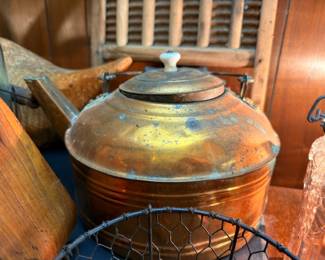 Large Antique Copper Kettle Pot Lid Bail Handle Patina Primitive Farmhouse Fireplace Cookware Vintage Country Kitchen