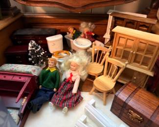 Vintage Dolls Miniature Wood Dollhouse Furniture High Chair Cabinet Barbie Style Dolls Christmas Tree Childrens Toys Collectible Lot