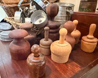 Vintage Wood Butter Molds Stamps Collection Primitive Kitchen Tools Aluminum Measuring Cups Wicker Basket Farmhouse Antique Kitchenware Lot