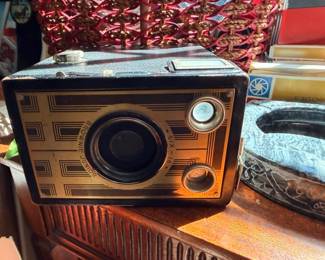 Kodak Brownie Junior Six-16 Box Camera Art Deco Design Vintage Photography Collectible