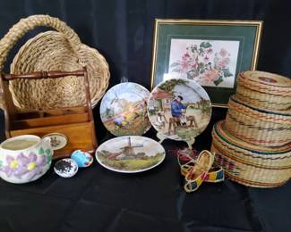 Dutch Plates Nesting Baskets