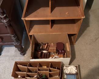 Doll House & mini decor