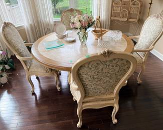 Ferguson Copeland, Ltd. pedestal dining table and Louis XV fauteuils arm chairs
